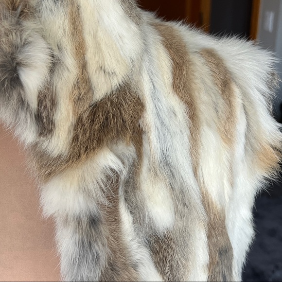 ADRIENNE LANDAU 100% Rabbit Fur Vest In Natural Brown L like new - Picture 8 of 16